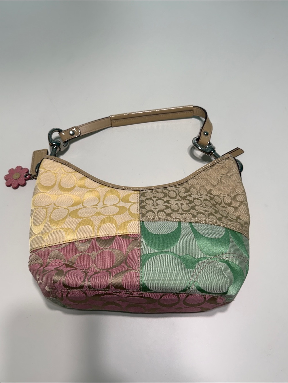 Coach Patchwork Signature Small Hobo in Pastel Multicolor - Picture 4 of 8